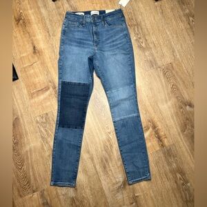 NEW - Universal Thread - patchwork hi-rise, skinny denim jeans. Size 4/27 R.